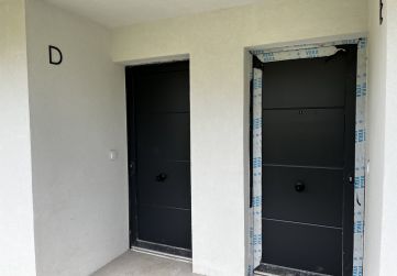 Instalación puertas viviendas